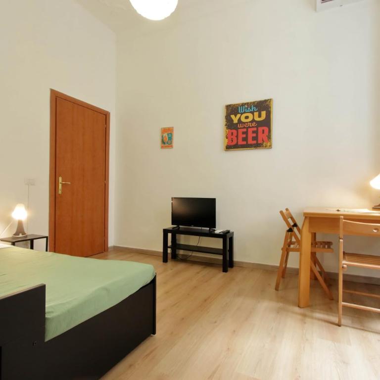 Lucky Home rooms - Camera Matrimoniale con Bagno Privato Esterno - 6