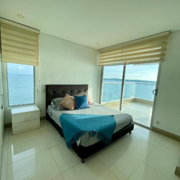 Apartamento en Cartagena cerca al Hotel Hilton - Three-Bedroom Apartment - 4