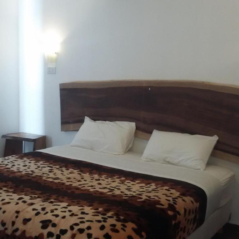 Kelta Hotel Puerto Iguazú CENTRO - Habitación Superior con cama extragrande - 4