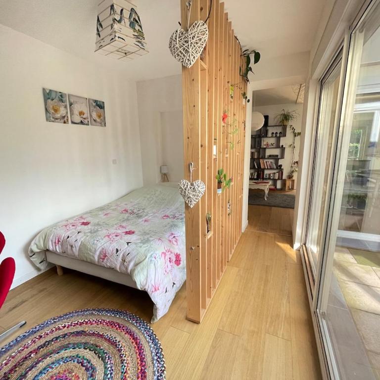 Charming 2 bedroom house beautiful garden and patio - Casa con 2 Camere da Letto - 25