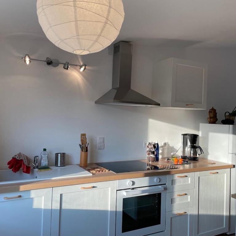 Charming 2 bedroom house beautiful garden and patio - Casa con 2 Camere da Letto - 32