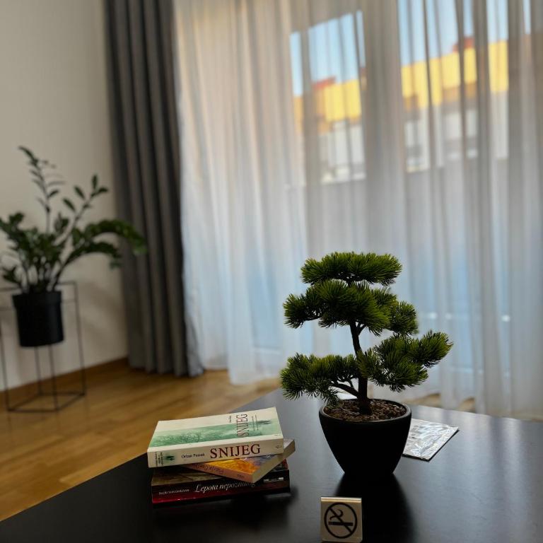 Urban Suite BL Apartment - Two-Bedroom Apartment - 3