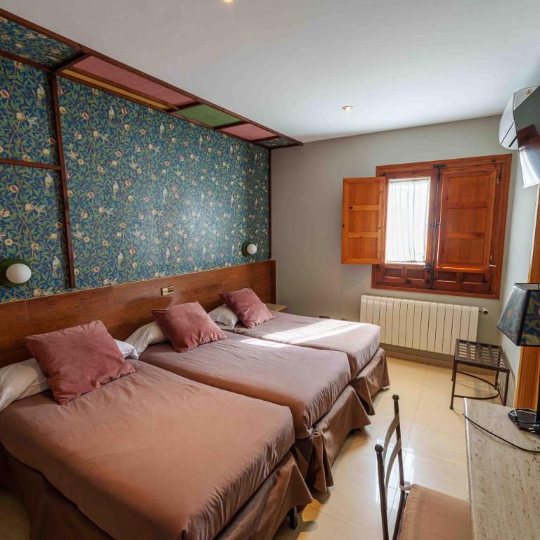 Hotel Sol - Habitación Triple - 9