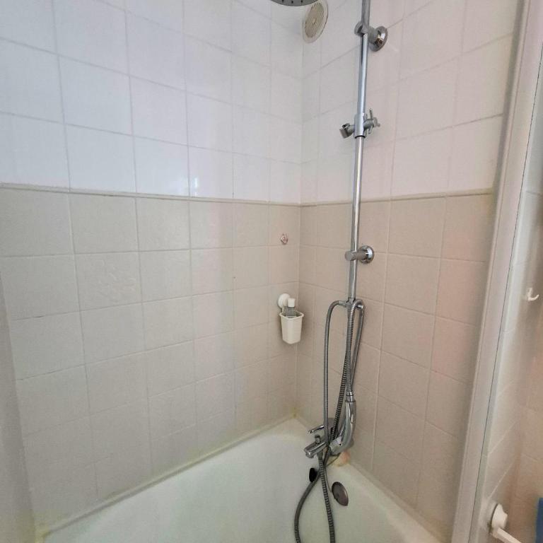 La frégate Port Camargue - proche plage, parking, WIFI, vélos - Appartement 1 Chambre - Vue sur Jardin - 13