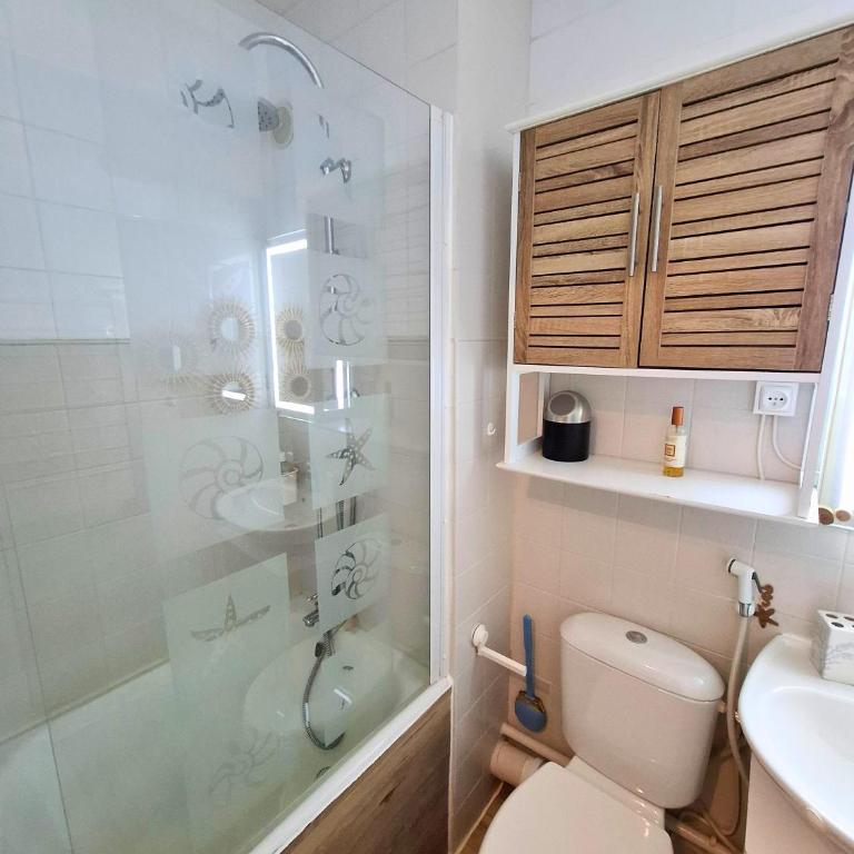 La frégate Port Camargue - proche plage, parking, WIFI, vélos - Appartement 1 Chambre - Vue sur Jardin - 6