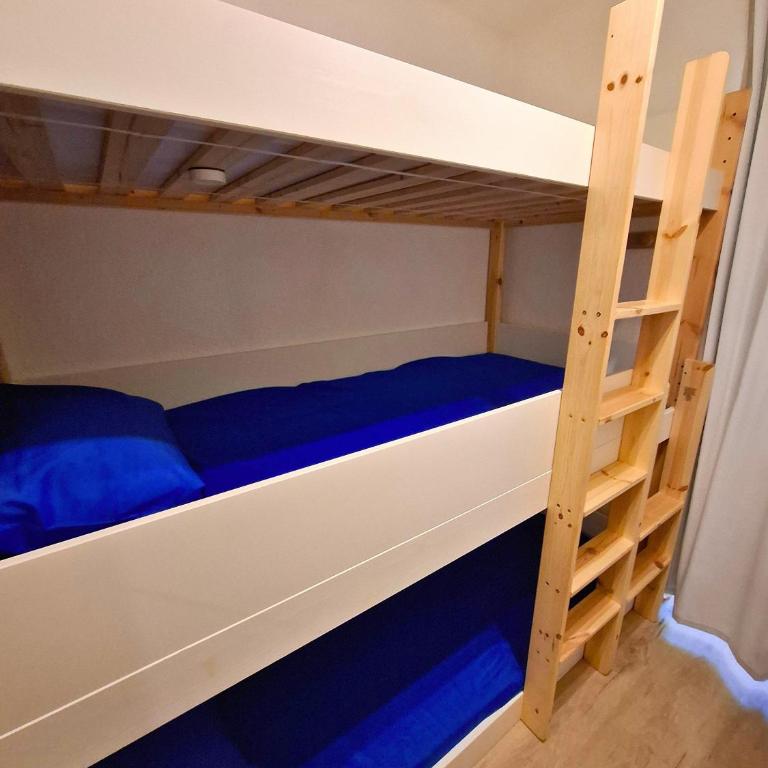 La frégate Port Camargue - proche plage, parking, WIFI, vélos - Appartement 1 Chambre - Vue sur Jardin - 23