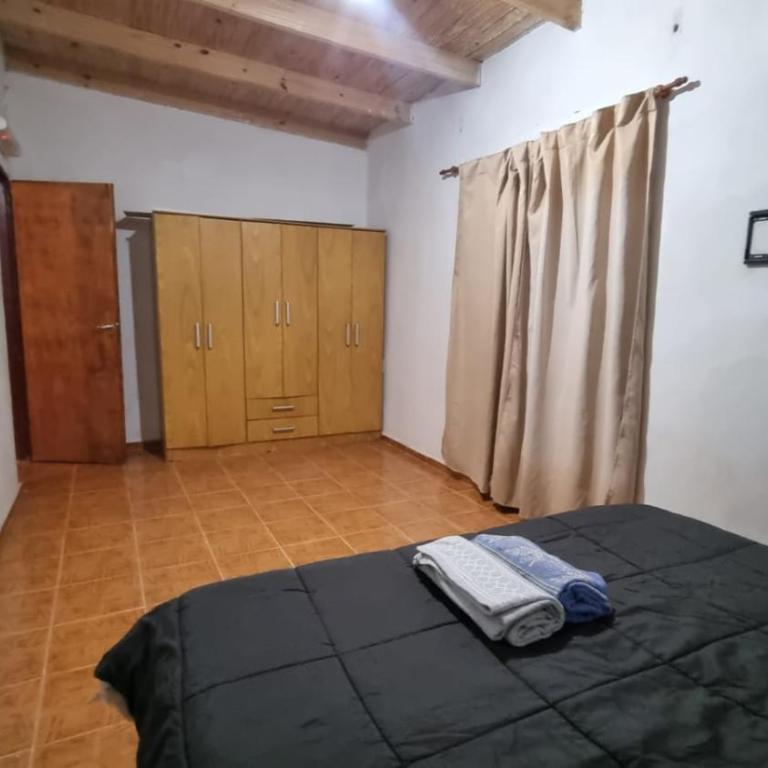 Luminosa y amplia casa en Añelo - Casa de 2 dormitorios - 2