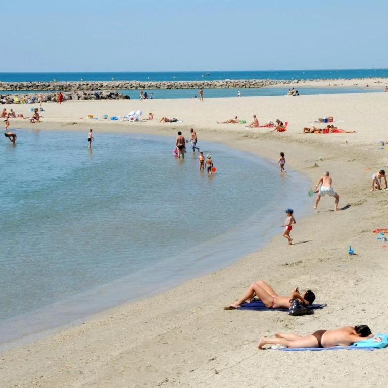 La frégate Port Camargue - proche plage, parking, WIFI, vélos - Appartement 1 Chambre - Vue sur Jardin - 31
