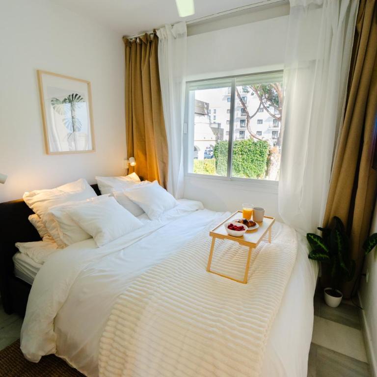 Penthouse 5 min from the beach with balcony and pool access - Apartamento - 2 niveles - 19
