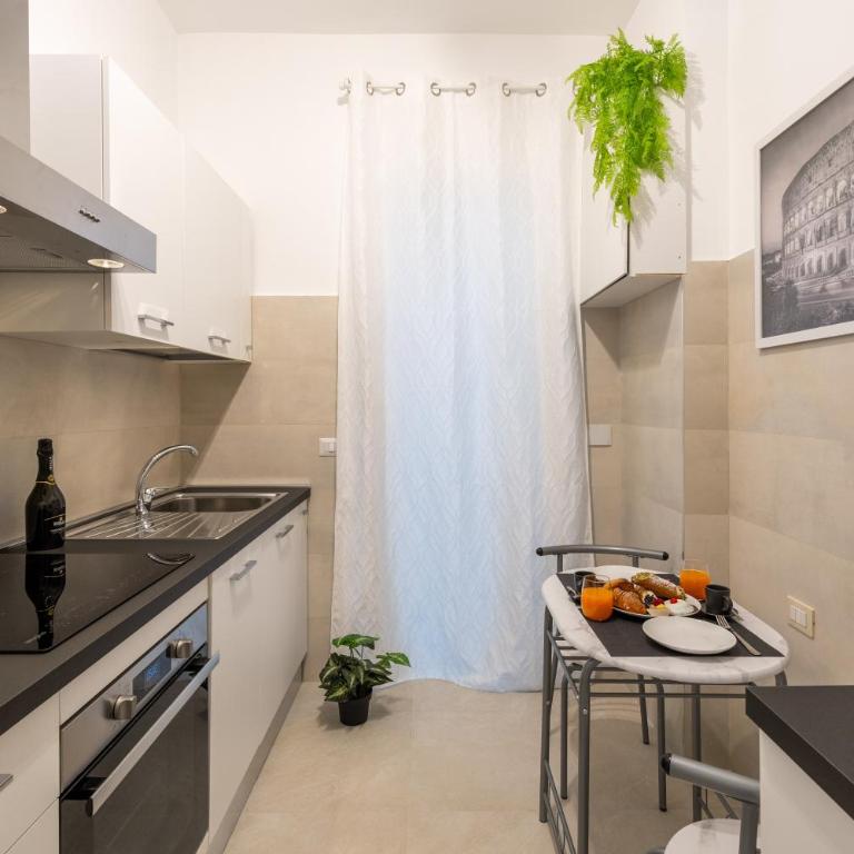 Tiburtina Flat - 600m to Metro B, Terrace, A-C - Appartamento con 1 Camera da Letto e Balcone - 4