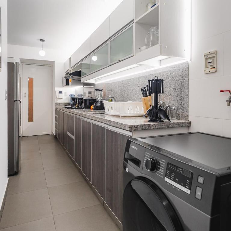 Oceanfront Apartment - Across from Larcomar Miraflores - Three-Bedroom Apartment with Sea View - 37