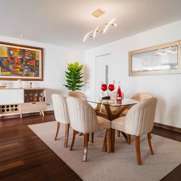 Oceanfront Apartment - Across from Larcomar Miraflores - Three-Bedroom Apartment with Sea View - 14