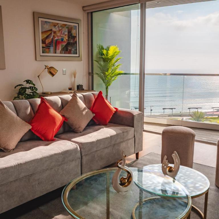 Oceanfront Apartment - Across from Larcomar Miraflores - Three-Bedroom Apartment with Sea View - 21
