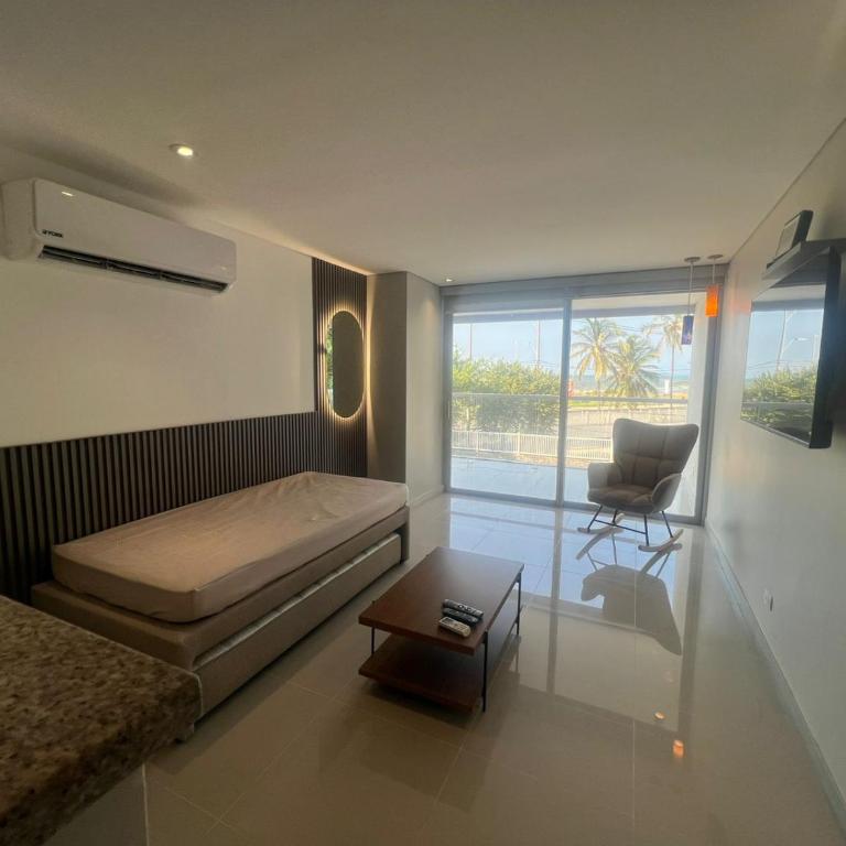 ocean drive magnifica vista y piscina - Two-Bedroom Deluxe Apartment with Ocean View - 9