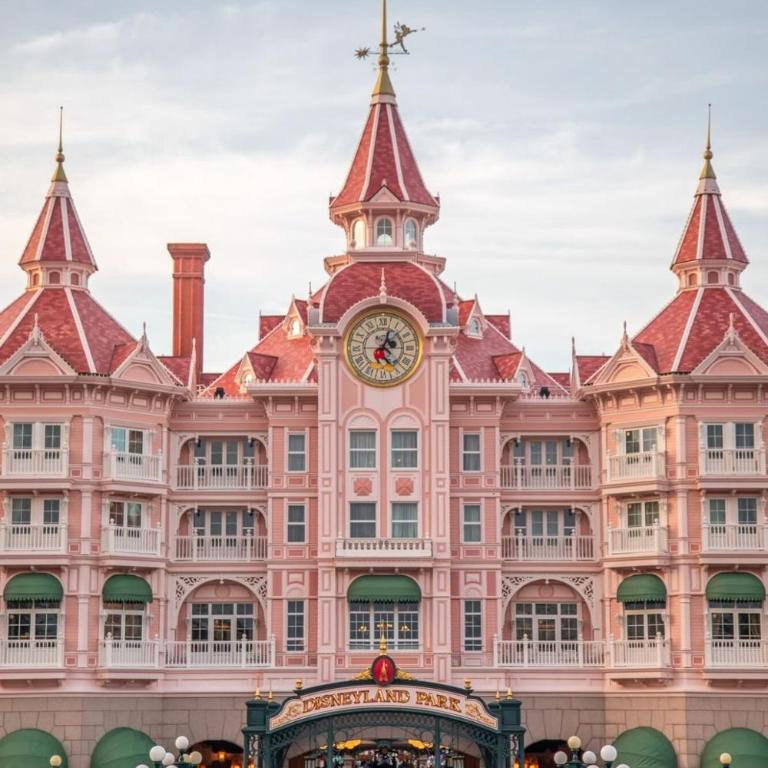 STARRY NIGHT, Disneyland - Two-Bedroom Apartment - 30