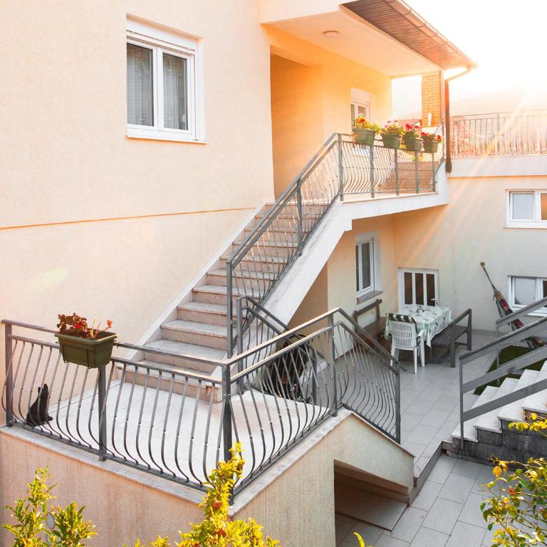 Apartments Lovori-Lorbe - Apartman - Prizemlje - 28
