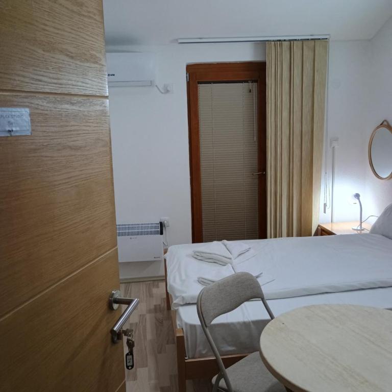 APARTMANSKI SMEŠTAJ SOLARIS kod Aqua Parka Studio Apartmani - Dupleks Studio - 5