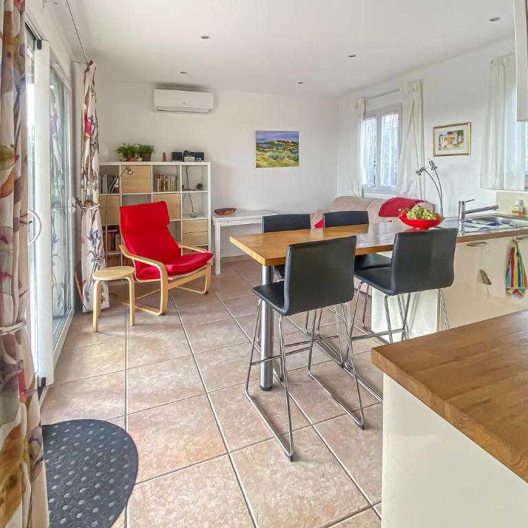 Stunning Home In Roquebrune-Sur-Argens - Mobile Home - 5