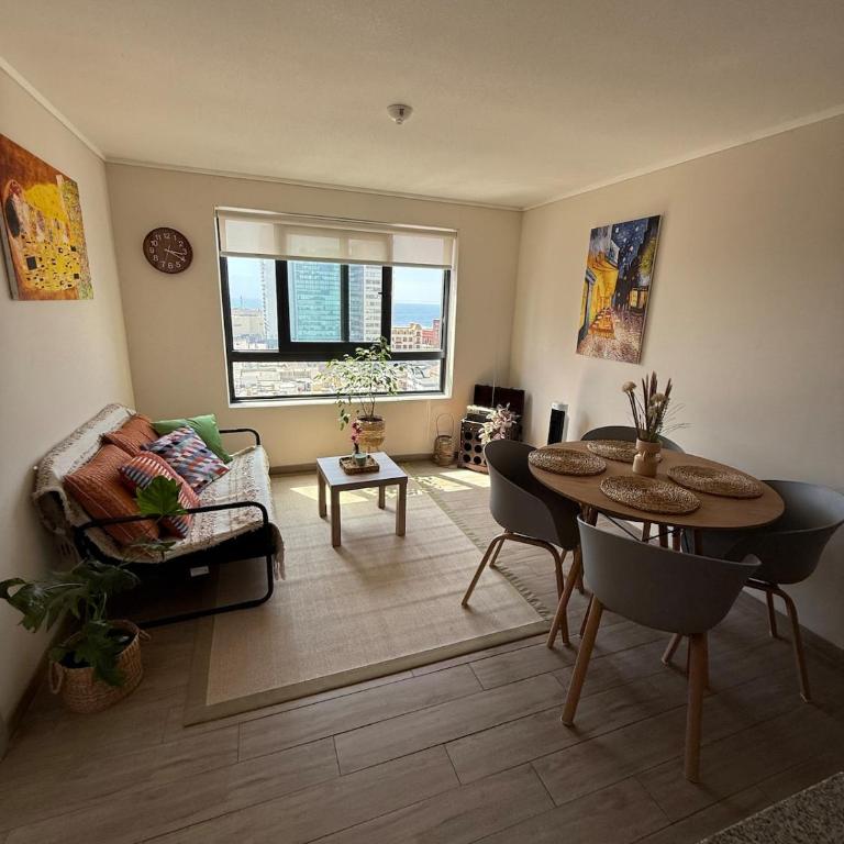 Acogedor Departamento en pleno centro de Antofagasta, hasta 4 personas, 1D 1B 1 sofá cama - One-Bedroom Apartment with Balcony and City View - 8