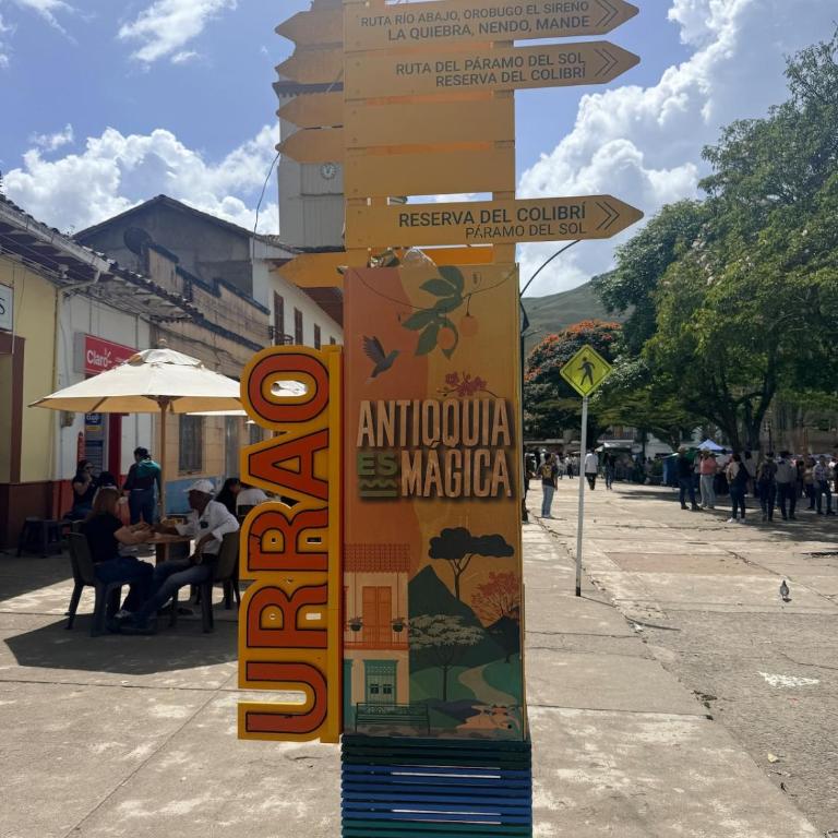 Casa en Urrao Antioquía - Casa de 4 dormitorios - 10