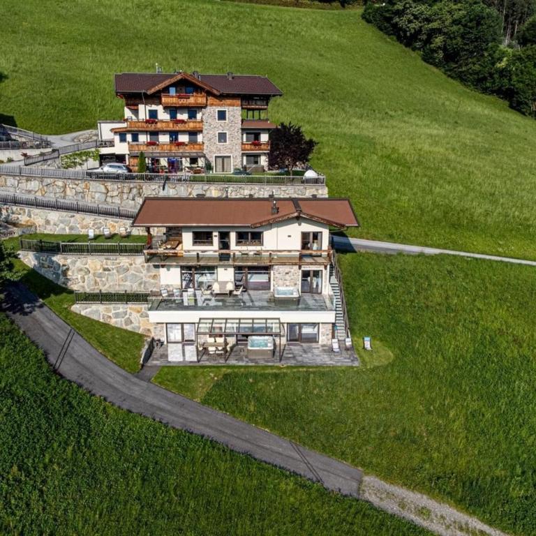 Deluxe Suite Goldreh - Casa - 3