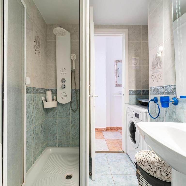 Seaside Escape in Benalmádena - Apartamento de 1 dormitorio - 16