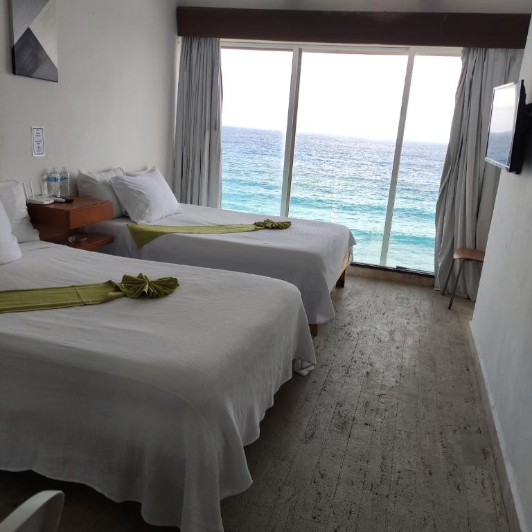 “Magic Sunrise at Cancun” - Estudio con vistas al mar - 5