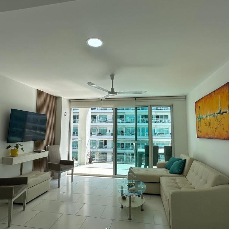 Exclusivo Apartamento con playa y piscinas Morros Cartagena - Two-Bedroom Apartment with Balcony and Sea View - 16
