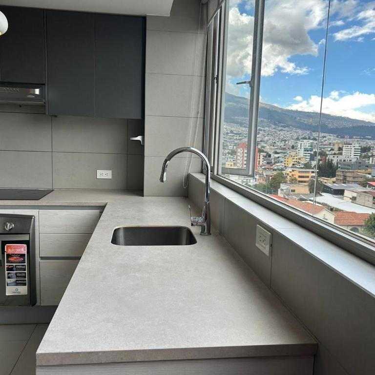 Beautiful suite in the heart of Quito - One-Bedroom Apartment - 35