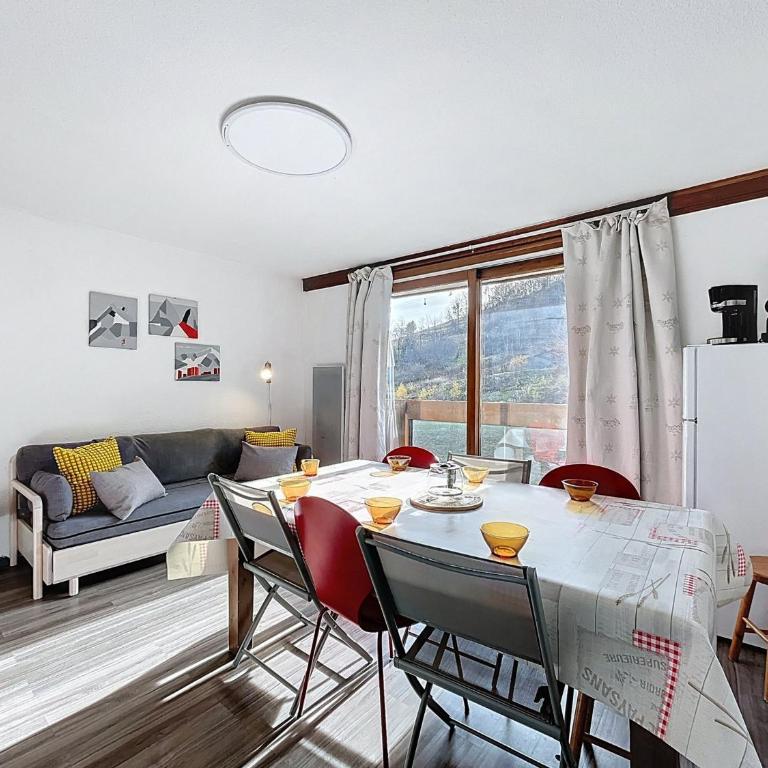 Appartement skis aux pieds avec balcon pour 7 pers - Appartement 2 Chambres - 1