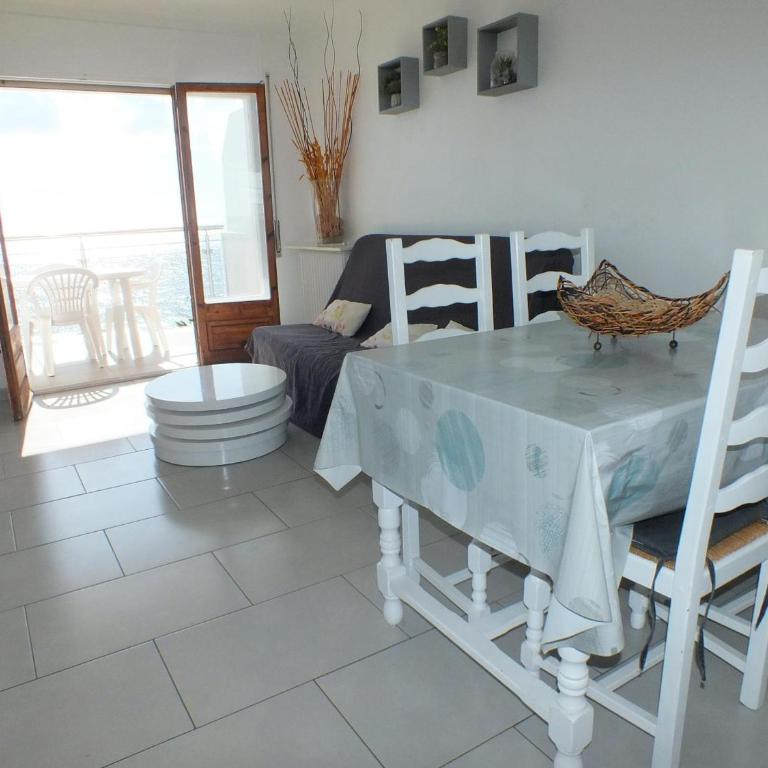 Apartamento frente al mar para 6 con parking en Rosas - ES-204-80 - Apartment - 7