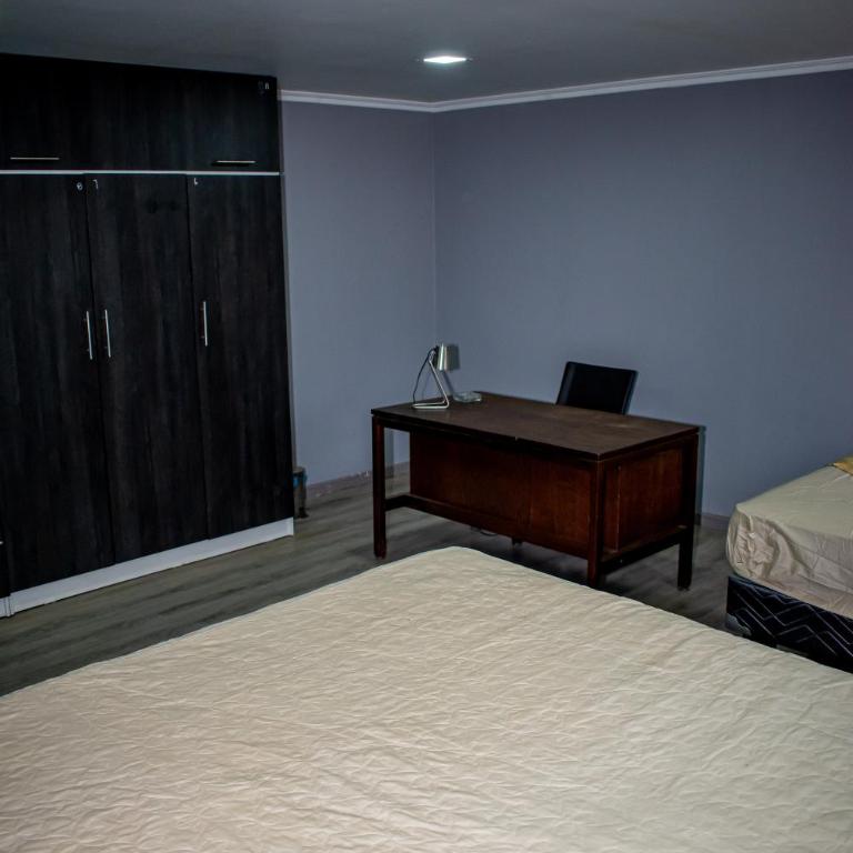 Spa la casona de pirque - Three-Bedroom Apartment with Park View - 9