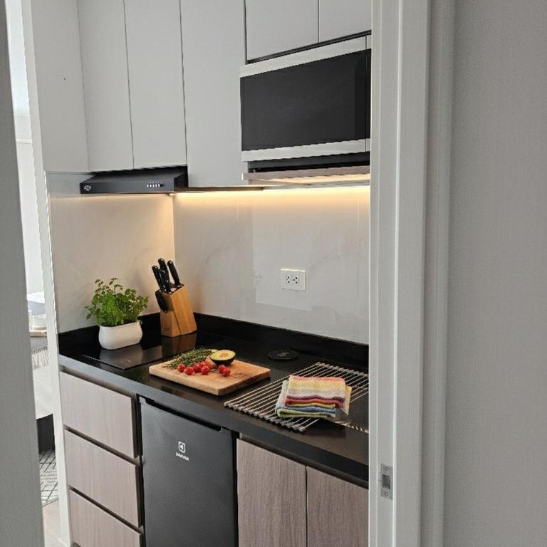 Apartment suite in the heart of Miraflores! walk to Kennedy - One-Bedroom Apartment - 16
