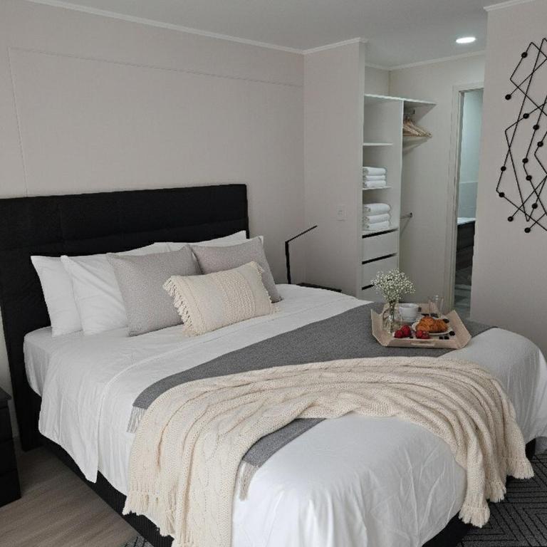 Apartment suite in the heart of Miraflores! walk to Kennedy - One-Bedroom Apartment - 10