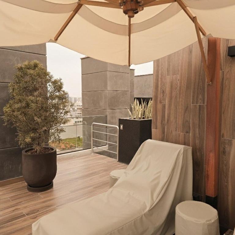 Apartment suite in the heart of Miraflores! walk to Kennedy - One-Bedroom Apartment - 34