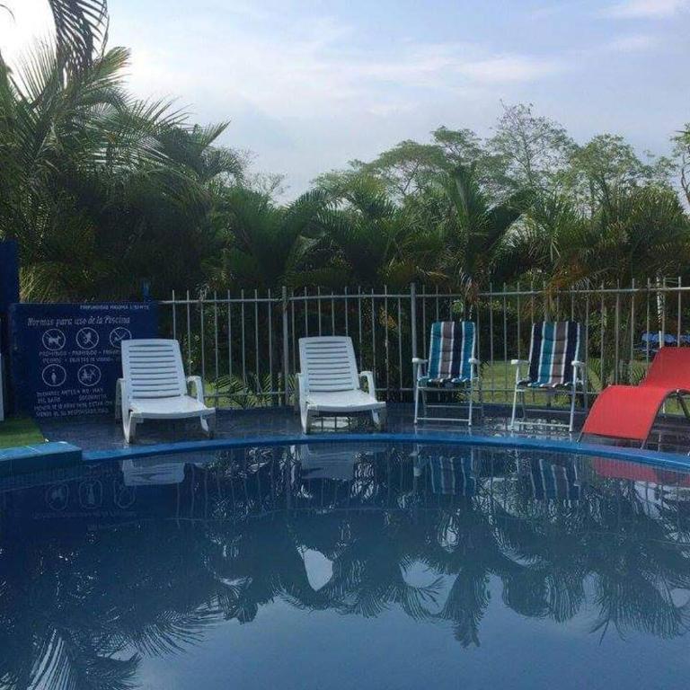 Casa Finca # 3 - Arjona - Four-Bedroom House - 4