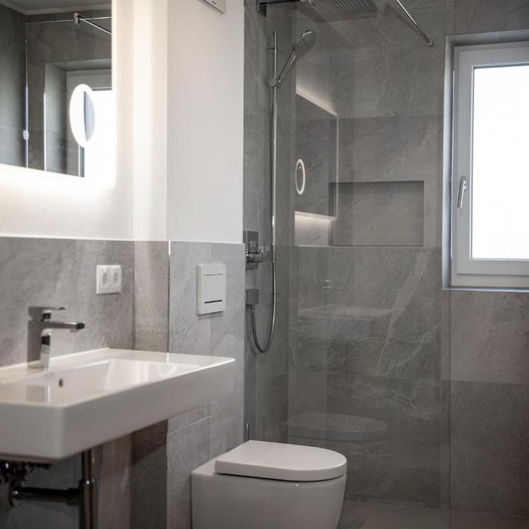 Alpine apartment with view & garden - Ferienhaus mit 3 Schlafzimmern - 15