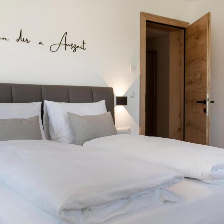 Alpine apartment with view & garden - Ferienhaus mit 3 Schlafzimmern - 10