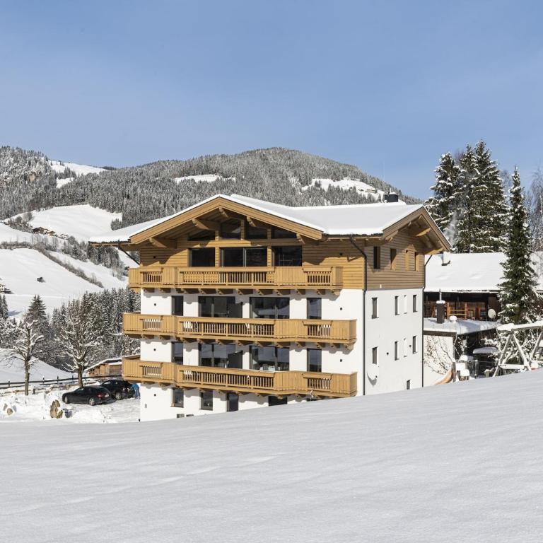 Alpine apartment with view & garden - Ferienhaus mit 3 Schlafzimmern - 1