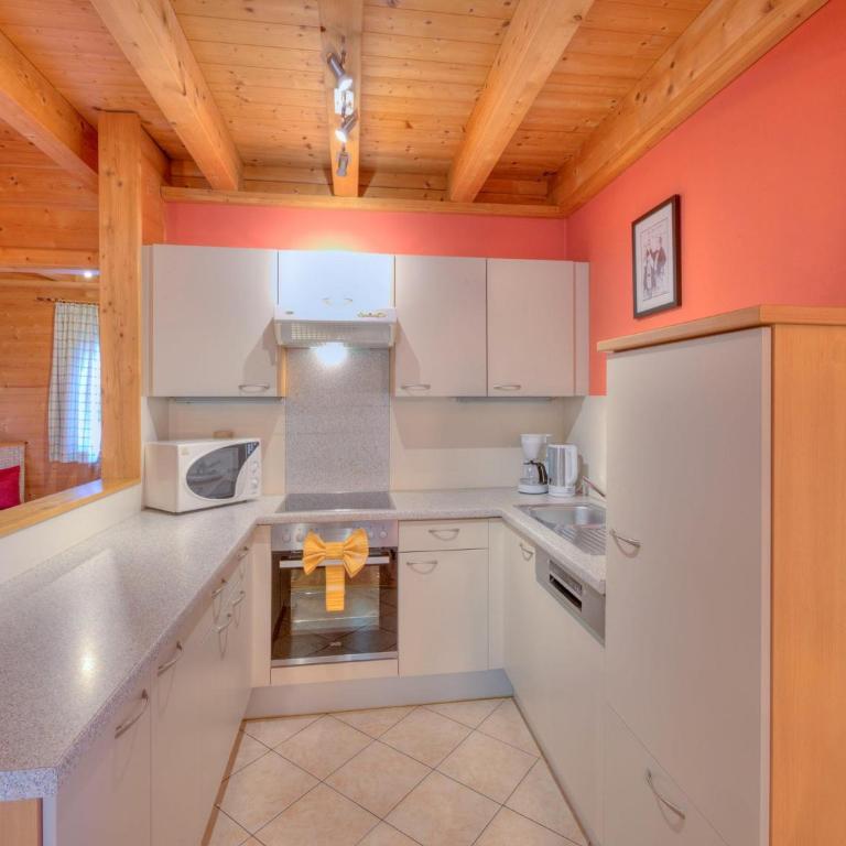 Scenic Stay in Feriendorf Wildschönau Chalet - Ferienhaus mit 3 Schlafzimmern - 4