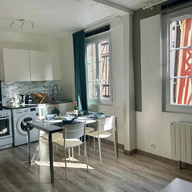 Le Coignebert - One-Bedroom Apartment - 18