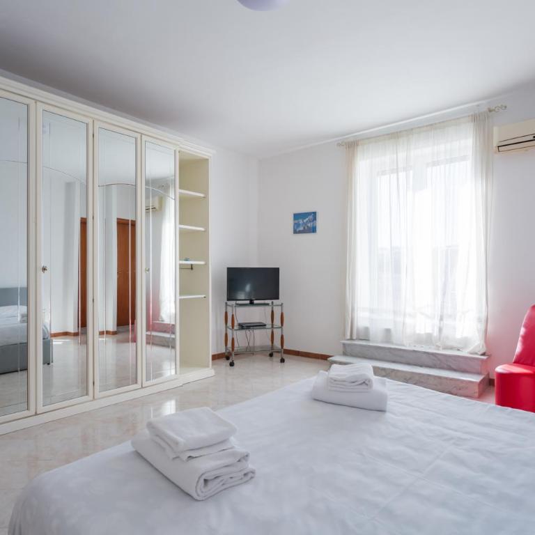 Napoli milionaria By Dimorra - Appartamento con 2 Camere da Letto - 10