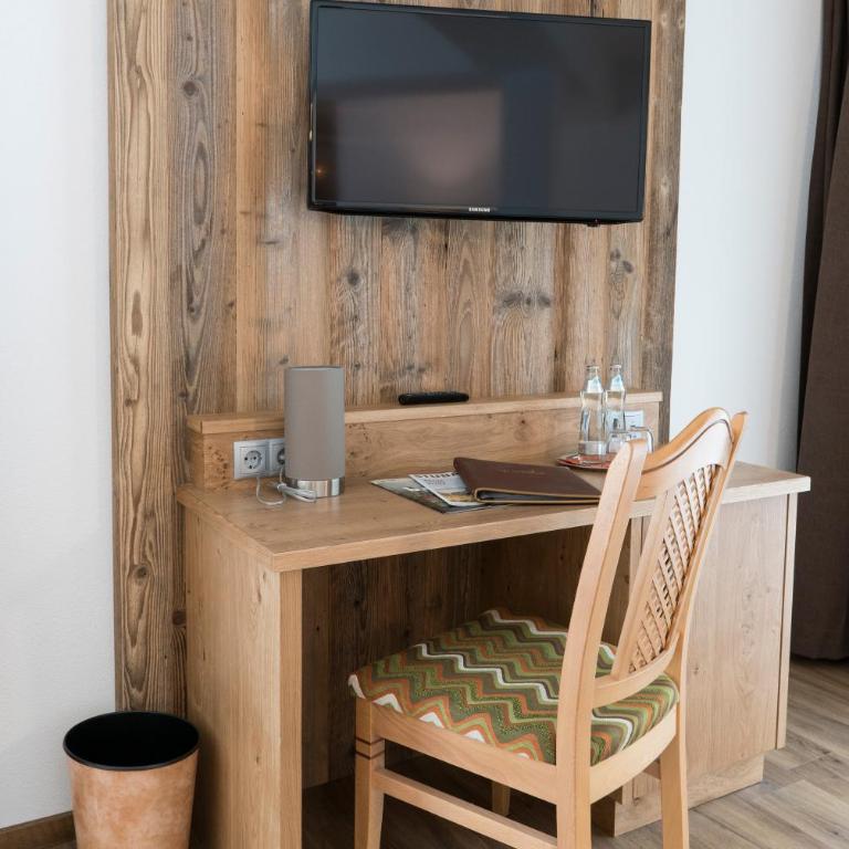 Gasthof Sportalm - Doppelzimmer mit Balkon - 3