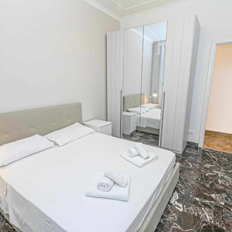Magnolia house 3 bedrooms and 3 private Parking By ML WHITE HOUSE - Three-Bedroom Apartment - 27