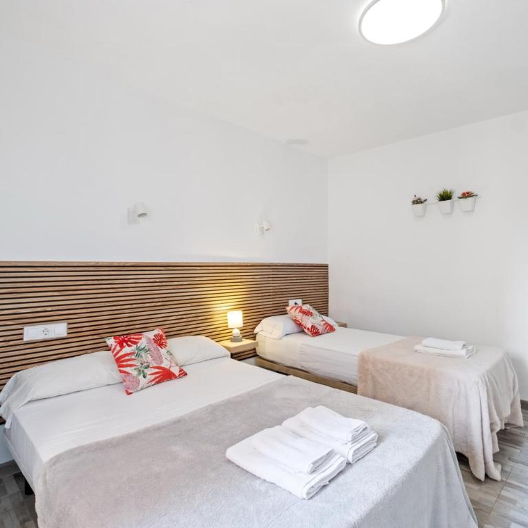 Piso de 3 habitaciones en Malaga - Apartamento de 3 dormitorios - 2