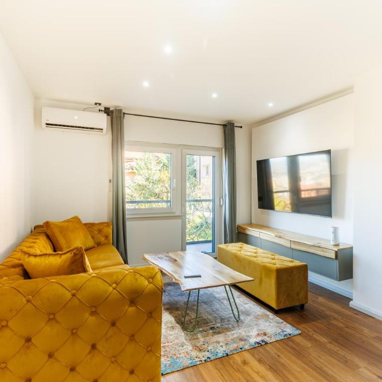 New & Modern 2 apartments with free parking in Sarajevo - Apartman sa 1 Spavaćom Sobom - 1