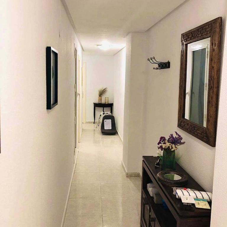 Costa Blanca Apartment - One-Bedroom Apartment - 23
