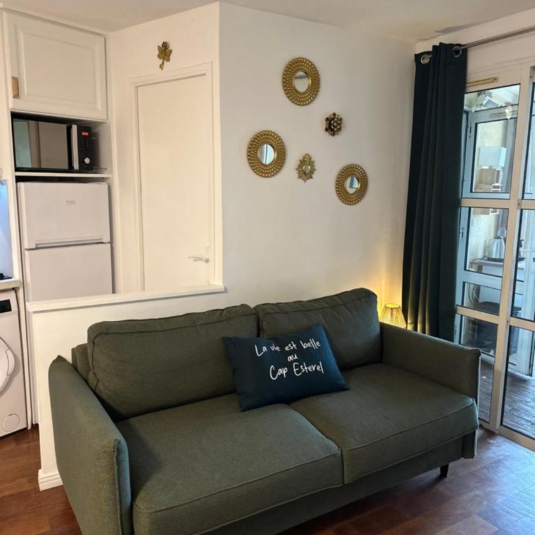 Appartement classé 4 étoiles Le Jardin sur la Mer avec PISCINES - Appartement Ressourçant végétation méditerranéenne, - Appartement 1 Chambre - Vue sur Mer - 21