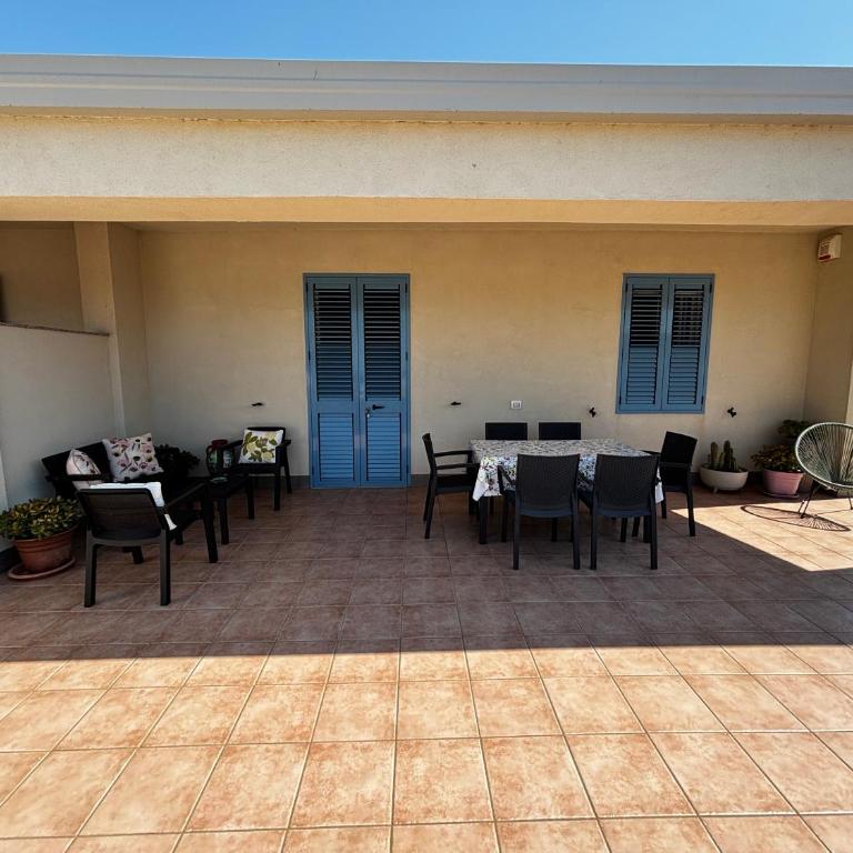 Endless Blue Villa - Two-Bedroom House - 4
