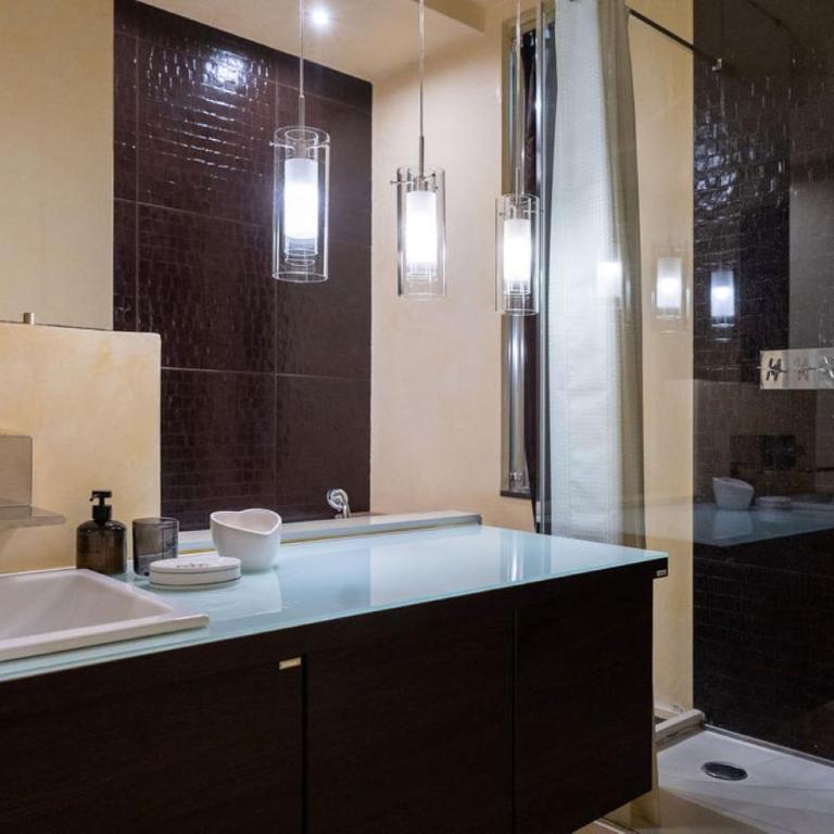 SWEETHOME DOMUS 250mq nel centro di Verona con vista sul Teatro Romano - Appartamento Loft con 2 Camere da Letto - 9